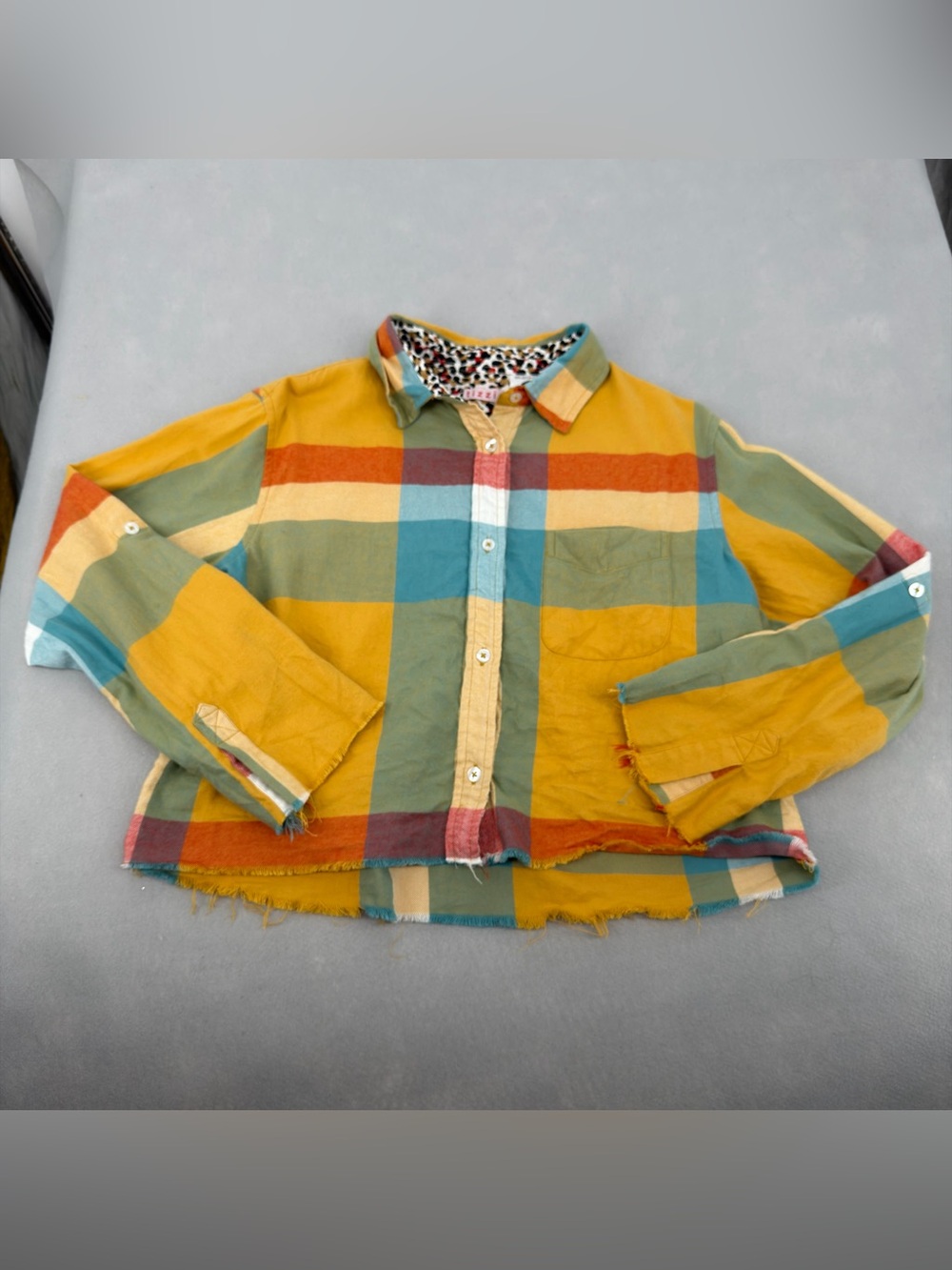 Tizzie Yellow Plaid Cropped Button Up Top Large